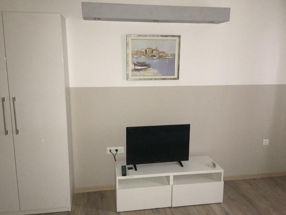 Studio Apartman Dado Apartman Bale Kültér fotó